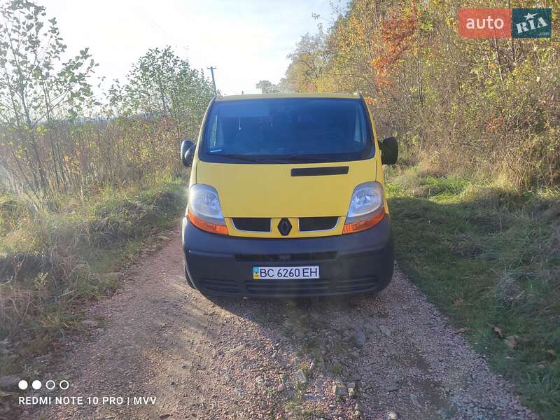 Мінівен Renault Trafic 2005 в Трускавці