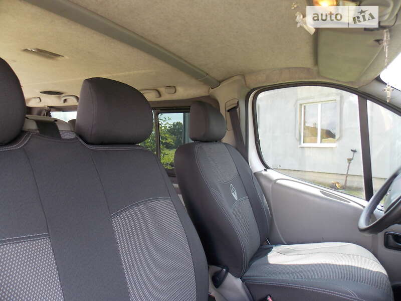 Минивэн Renault Trafic 2005 в Луцке