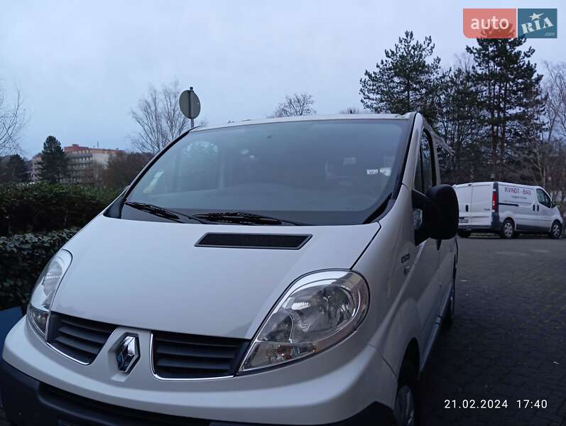 Минивэн Renault Trafic 2014 в Киеве