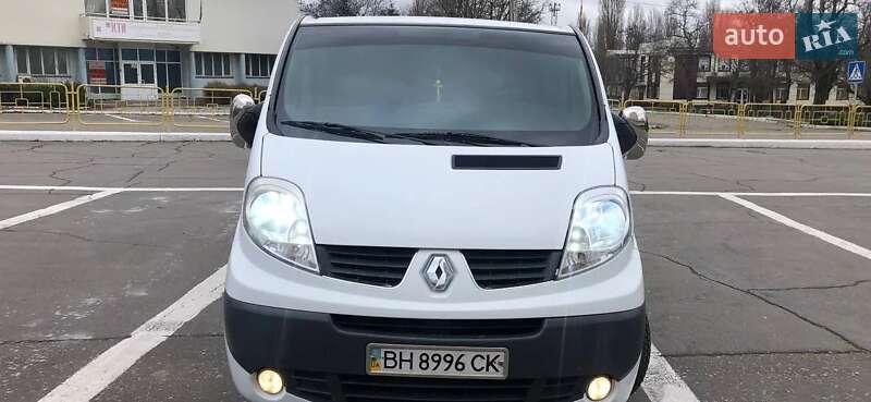 Минивэн Renault Trafic 2008 в Одессе