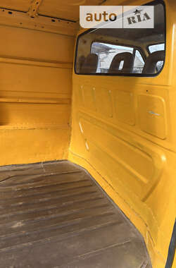 Вантажний фургон Renault Trafic 2000 в Дубні