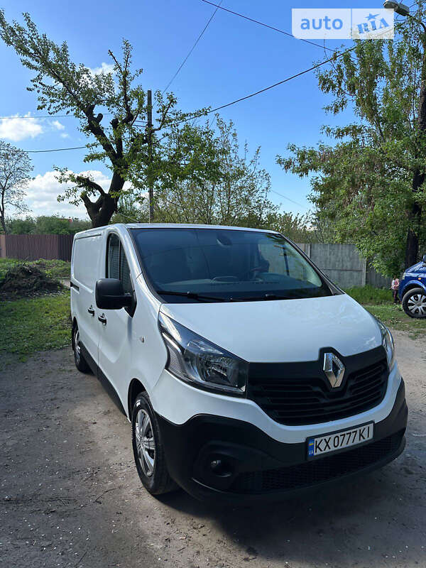 Вантажний фургон Renault Trafic 2015 в Києві