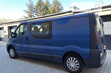 Минивэн Renault Trafic 2006 в Каменец-Подольском