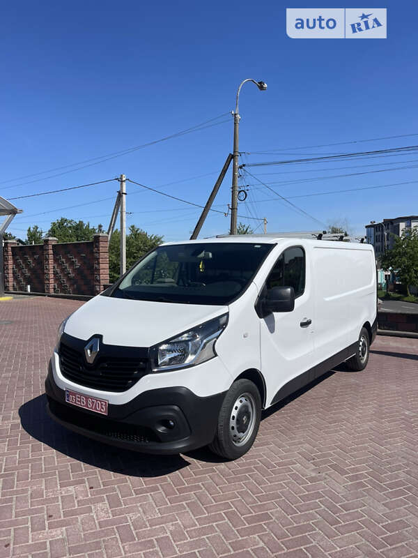 Вантажний фургон Renault Trafic 2019 в Рівному