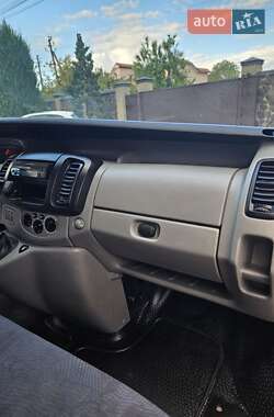 Мінівен Renault Trafic 2006 в 