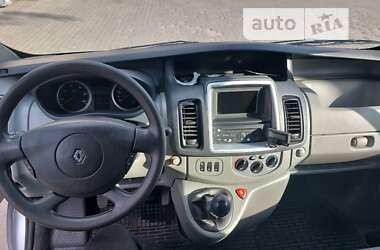 Вантажний фургон Renault Trafic 2011 в Харкові