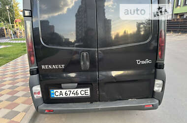 Вантажний фургон Renault Trafic 2006 в Києві