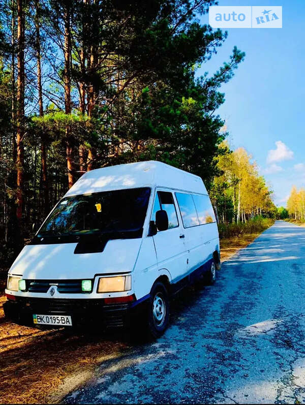 Вантажний фургон Renault Trafic 1997 в Березному