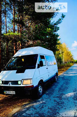 Вантажний фургон Renault Trafic 1997 в Березному