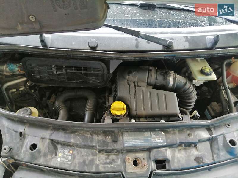 Микроавтобус Renault Trafic 2008 в Чорткове фото 3 Микроавтобус Renault Trafic 2008 в Чорткове