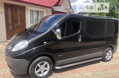 Мінівен Renault Trafic 2007 в Коломиї