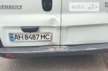 Мінівен Renault Trafic 2005 в Одесі