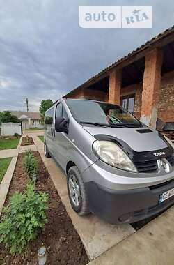 Минивэн Renault Trafic 2008 в Черновцах