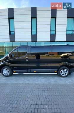 Минивэн Renault Trafic 2014 в 