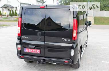 Мінівен Renault Trafic 2013 в Чернівцях