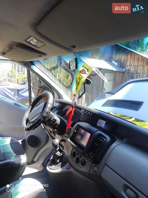 Минивэн Renault Trafic 2008 в Ворохте
