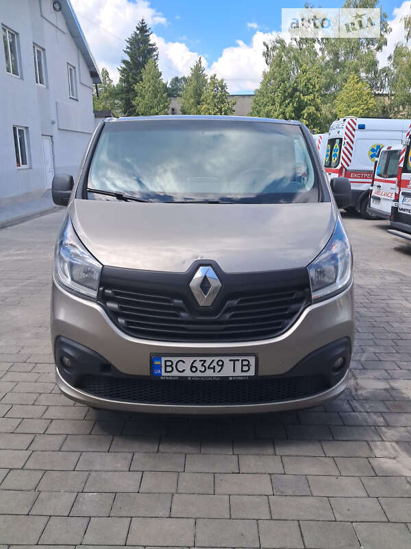 Минивэн Renault Trafic 2018 в Киеве