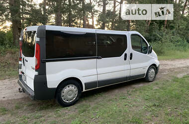 Минивэн Renault Trafic 2007 в Сарнах