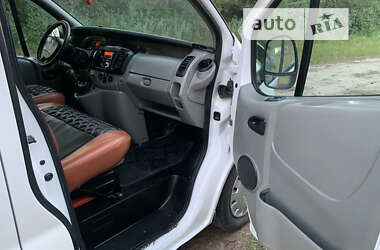 Минивэн Renault Trafic 2007 в Сарнах