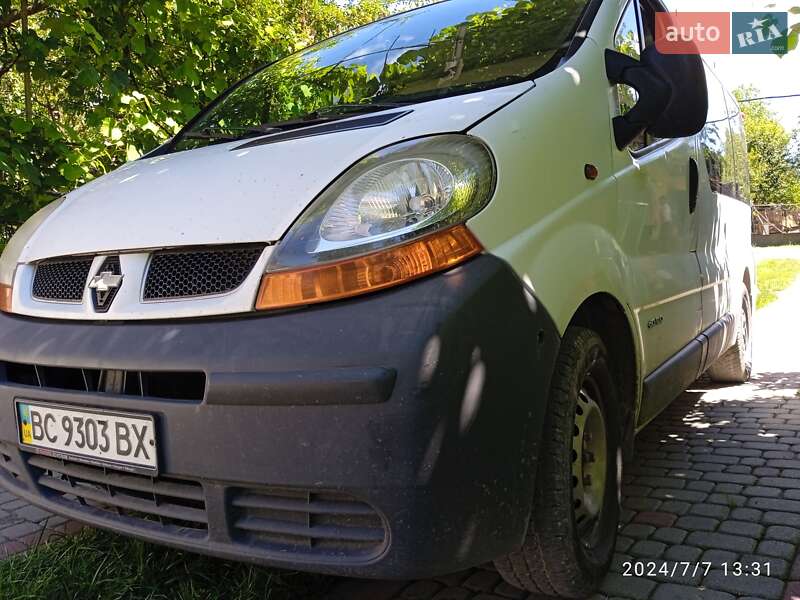 Минивэн Renault Trafic 2003 в Львове фото 3 Минивэн Renault Trafic 2003 в Львове