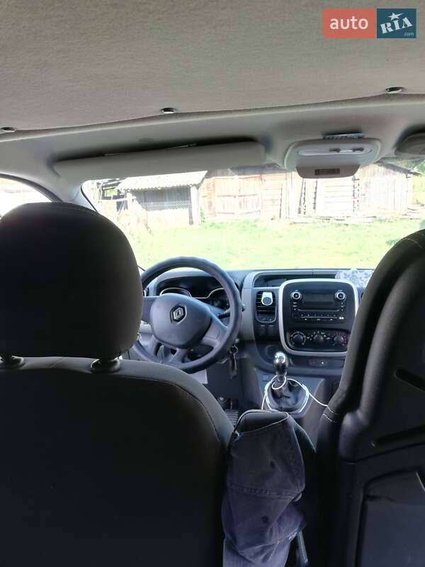 Минивэн Renault Trafic 2017 в Луцке фото 3 Минивэн Renault Trafic 2017 в Луцке