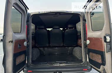Мінівен Renault Trafic 2009 в 