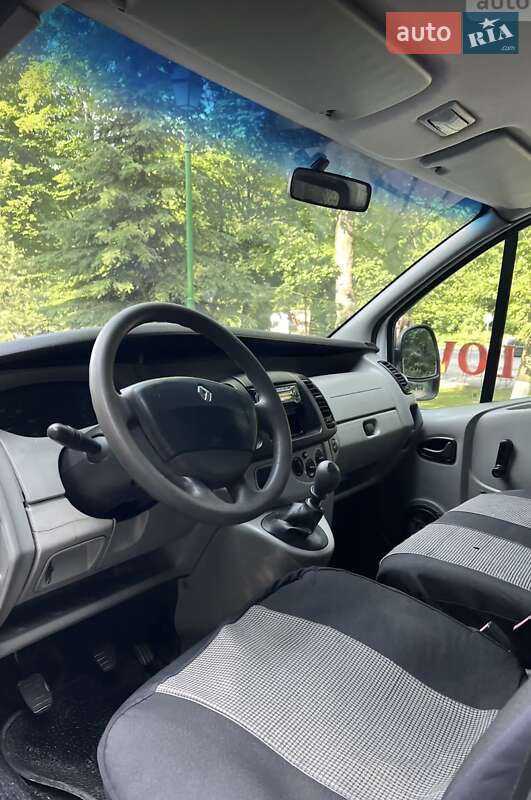 Грузовой фургон Renault Trafic 2006 в Тернополе фото 14 Грузовой фургон Renault Trafic 2006 в Тернополе