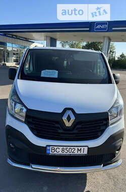 Мінівен Renault Trafic 2015 в Самборі