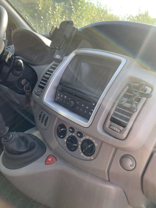 Минивэн Renault Trafic 2011 в Олевске