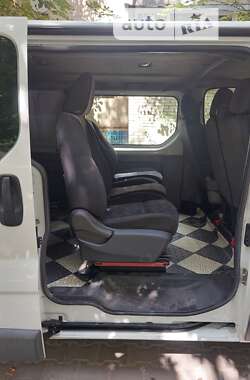 Минивэн Renault Trafic 2005 в Сумах