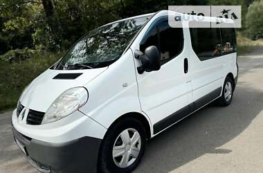 Минивэн Renault Trafic 2009 в Сваляве