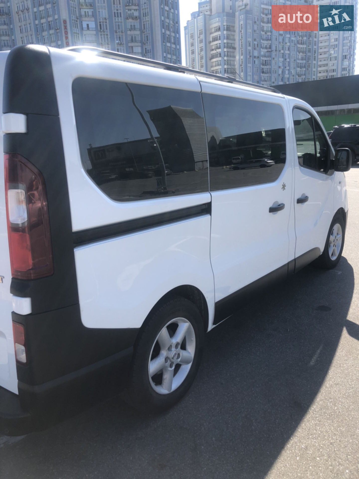 2015 Renault Trafic - мініатюра 7