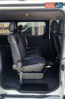 Минивэн Renault Trafic 2015 в 