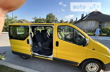 Микроавтобус Renault Trafic 2006 в Хоросткове