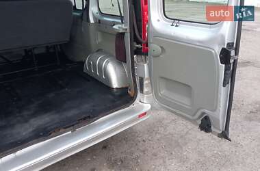 Минивэн Renault Trafic 2012 в 