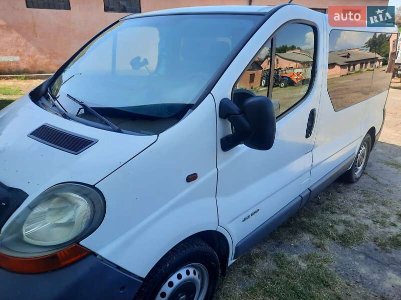 Минивэн Renault Trafic 2001 в Черновцах