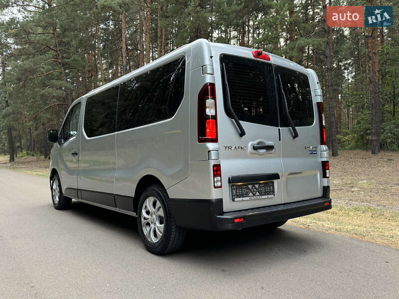 Минивэн Renault Trafic 2024 в Киеве