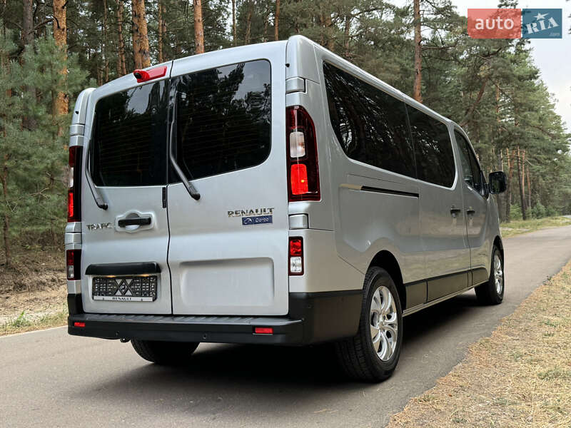 Минивэн Renault Trafic 2024 в Киеве