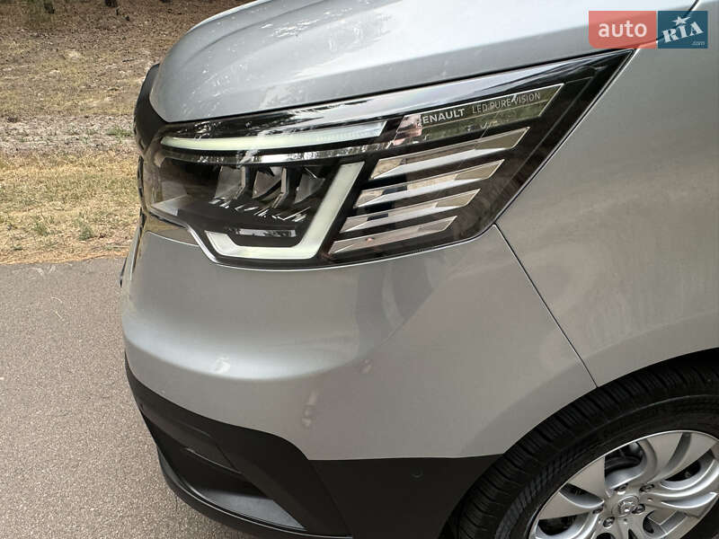 Минивэн Renault Trafic 2024 в Киеве