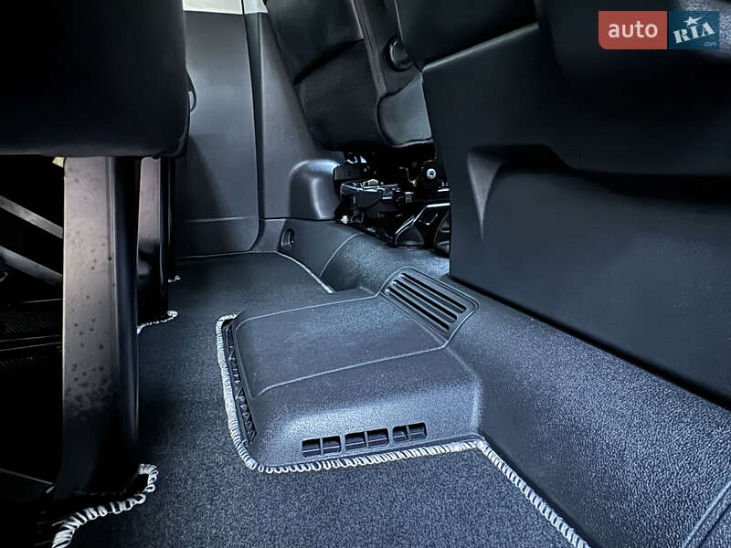 Минивэн Renault Trafic 2024 в Киеве