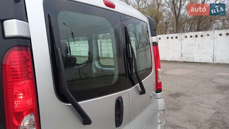 Минивэн Renault Trafic 2012 в Киеве