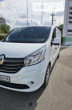 Вантажний фургон Renault Trafic 2015 в Миколаєві