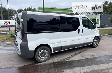 Мінівен Renault Trafic 2002 в Бродах