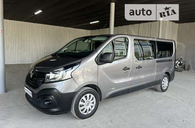 Минивэн Renault Trafic 2016 в Житомире