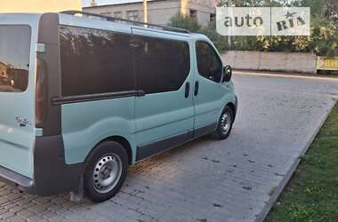 Мінівен Renault Trafic 2002 в Борщеві