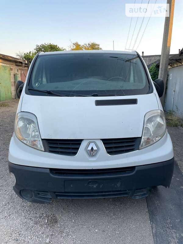 Грузовой фургон Renault Trafic 2011 в Кривом Роге