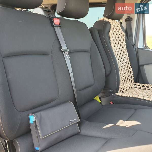Минивэн Renault Trafic 2017 в Ровно