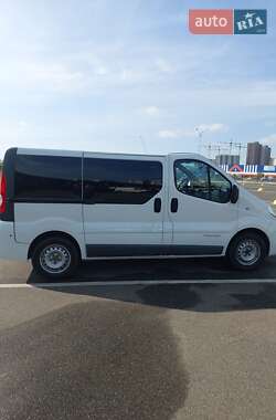 Минивэн Renault Trafic 2014 в 