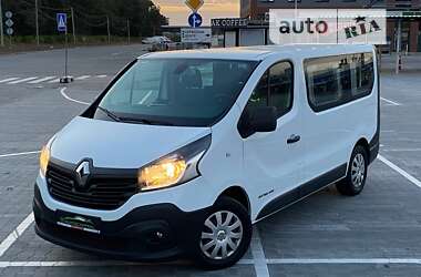 Минивэн Renault Trafic 2015 в Киеве