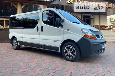 Минивэн Renault Trafic 2004 в Баре